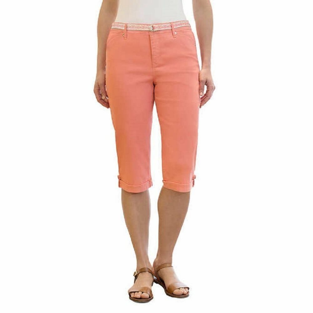 Women's Capri Gloria Vanderbilt Belted size 14 NEW